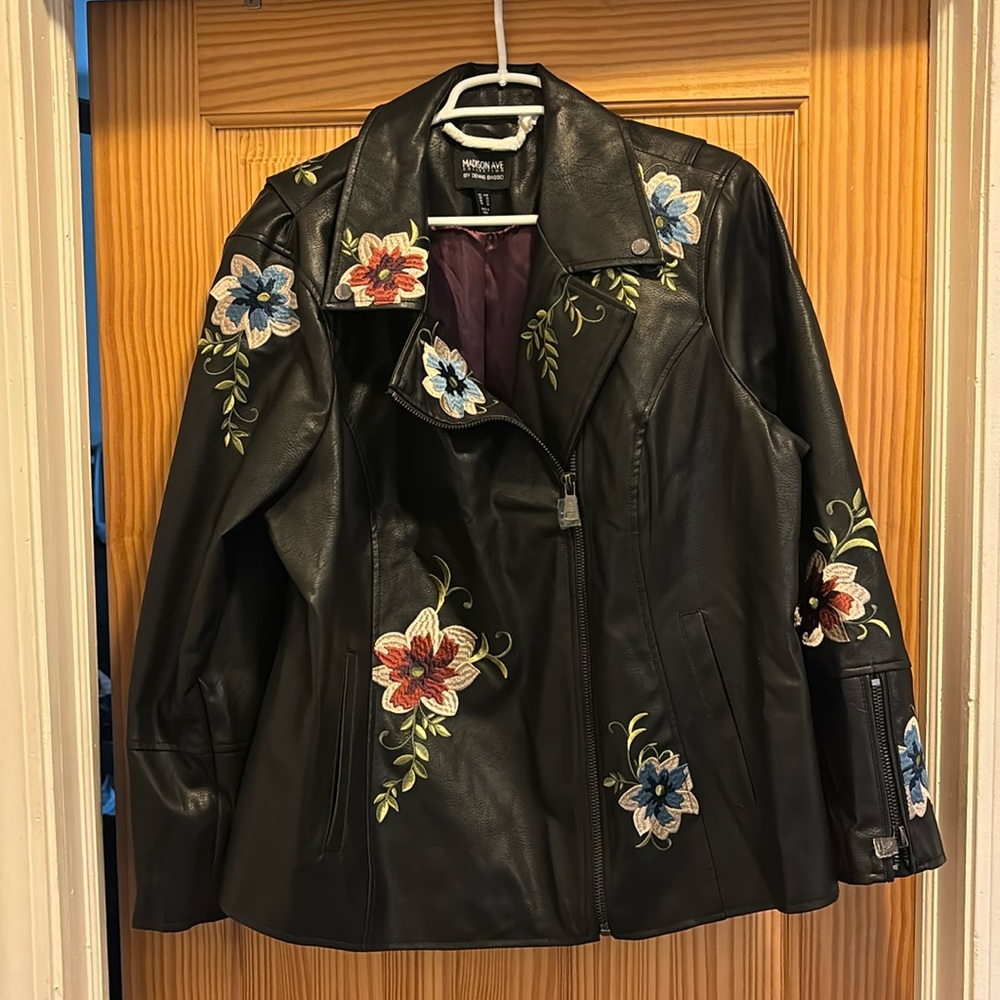 Dennis Basso Madison Ave Collection size 22w